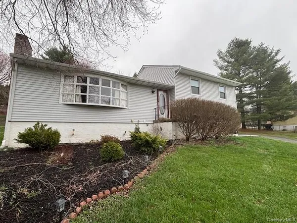 $4,950 | 5 Verplanck Avenue, Hopewell Junction, NY 12533