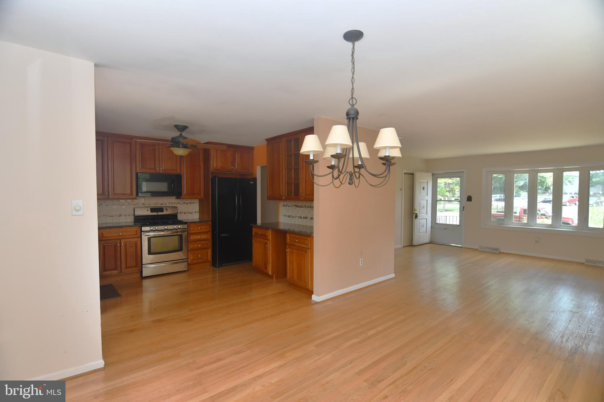 942 Mearns Road Warminster, PA 18974 - Photo 9 of 18