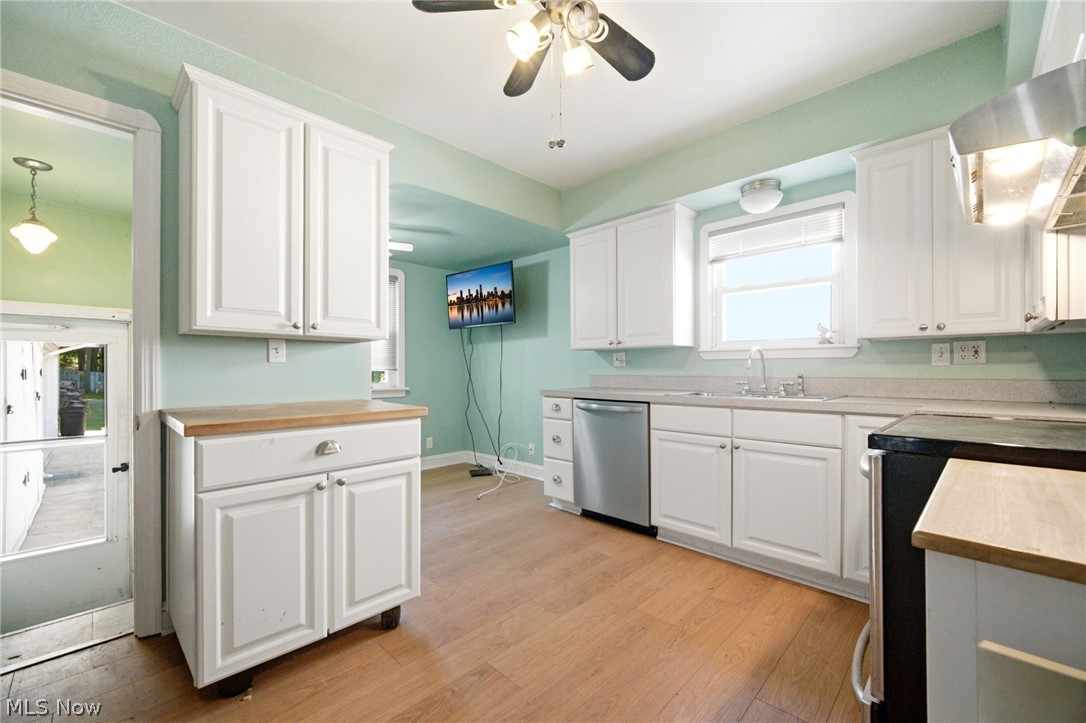 5003 West Ridgewood Drive Parma, OH 44134 - Photo 2 of 25 Updated White Kitchen cabinets with eat in breakfast nook