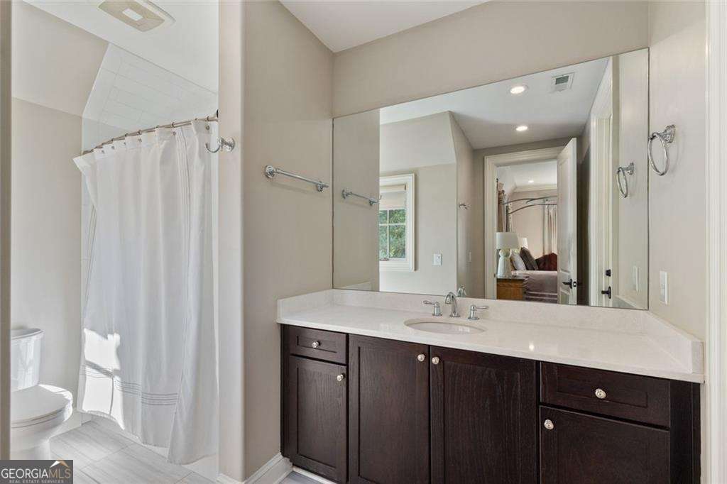 475 Heards Ferry Road Northwest Atlanta, GA 30328 - Photo 16 of 39