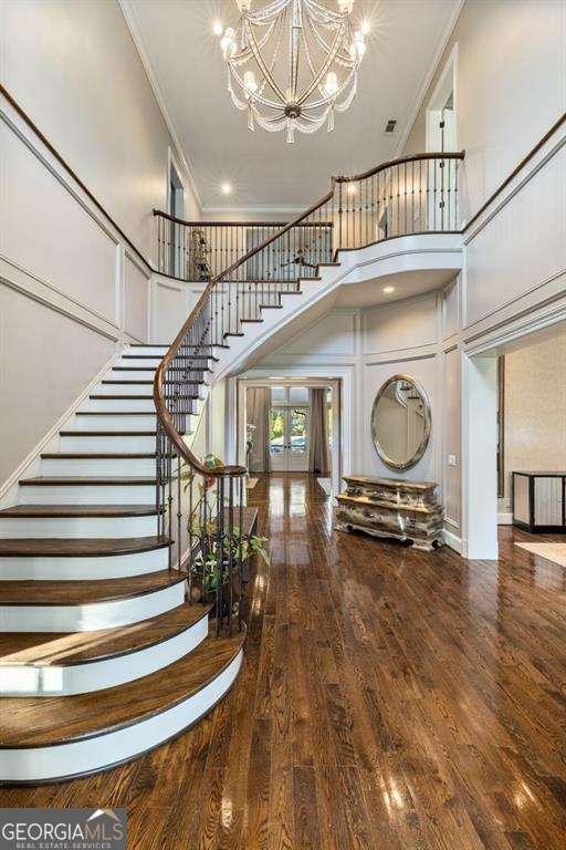 475 Heards Ferry Road Northwest Atlanta, GA 30328 - Photo 3 of 39