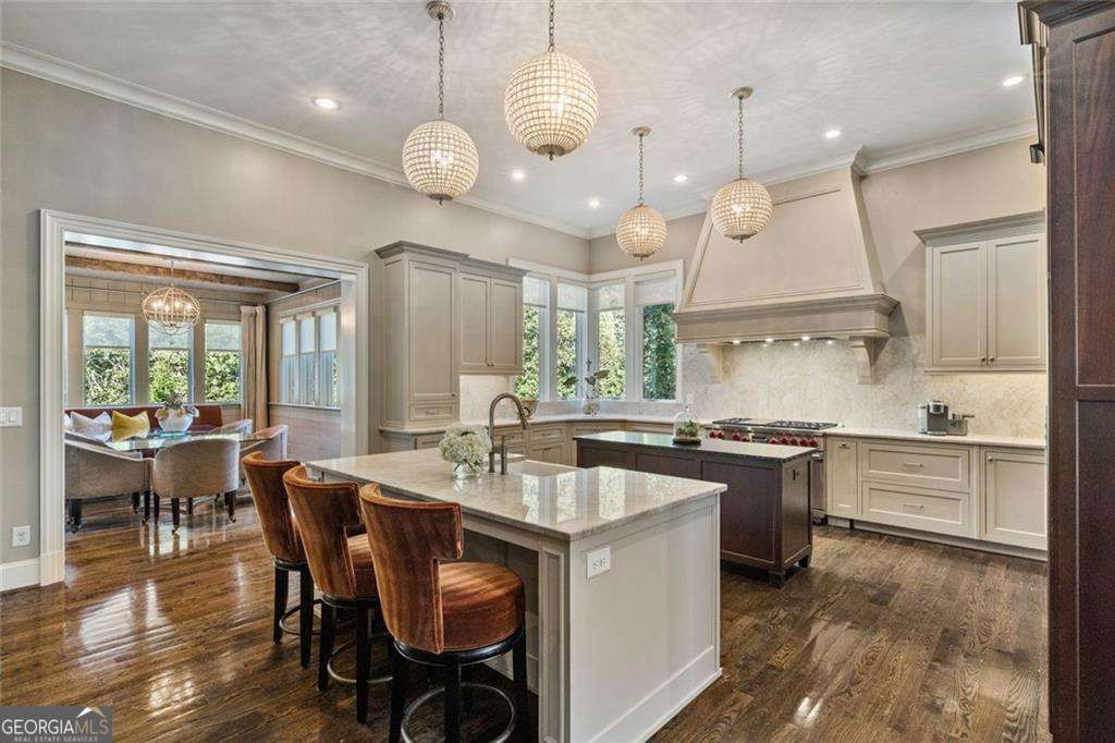 475 Heards Ferry Road Northwest Atlanta, GA 30328 - Photo 9 of 39