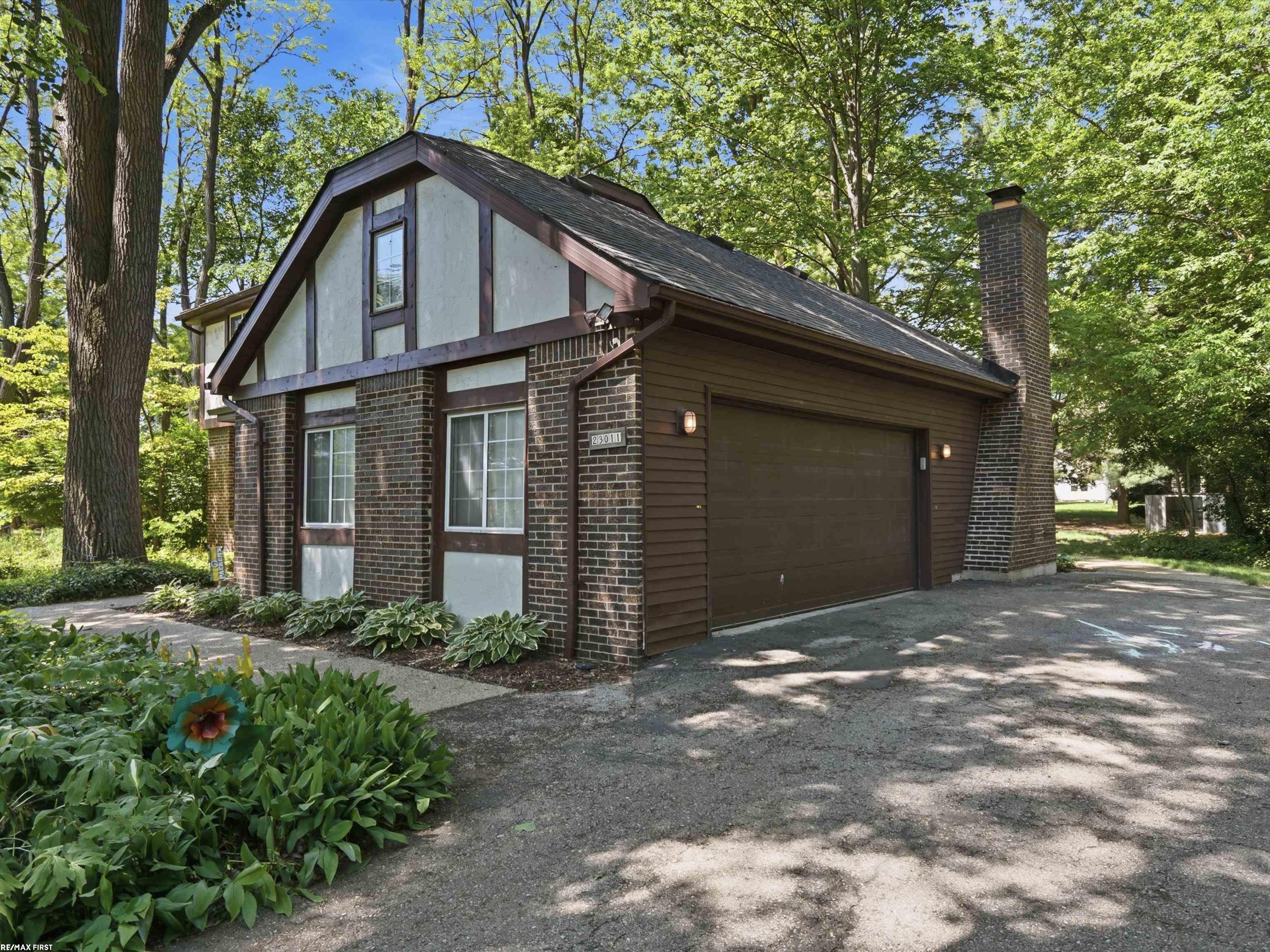 23011 Gill Road Farmington, MI 48335 - Photo 35 of 39 Gallery Image 35