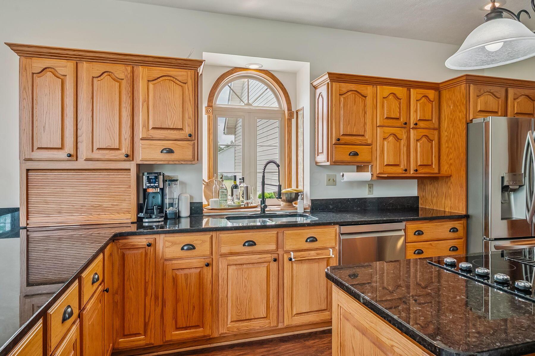 7338 Prospect-Dublin Road Prospect, OH 43342 - Photo 15 of 66 Tons of cabinet space!
