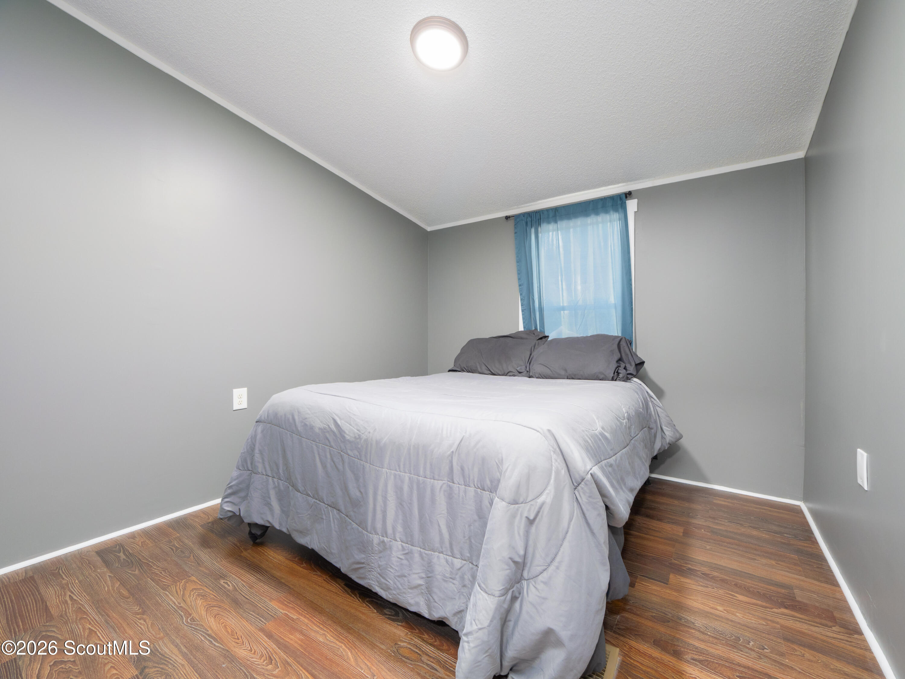 605 Birchwood Road Nahunta, GA 31553 - Photo 16 of 26 Guest bedroom