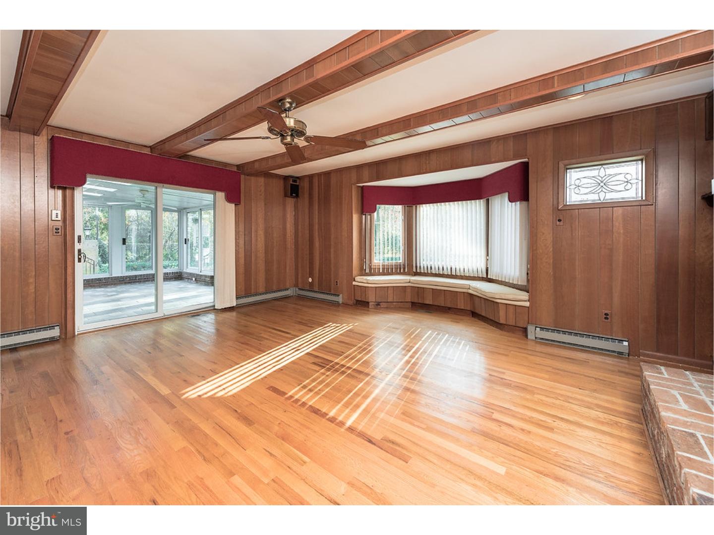 846 South 1st Road Hammonton, NJ 08037 - Photo 12 of 24 Den