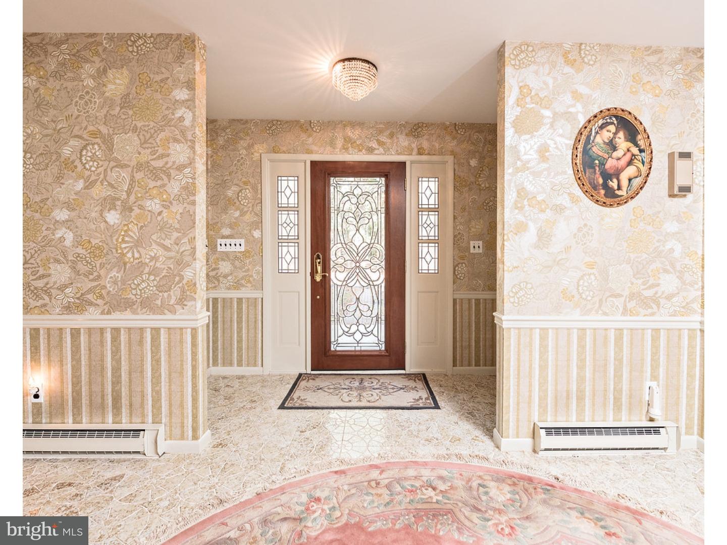 846 South 1st Road Hammonton, NJ 08037 - Photo 3 of 24 Foyer