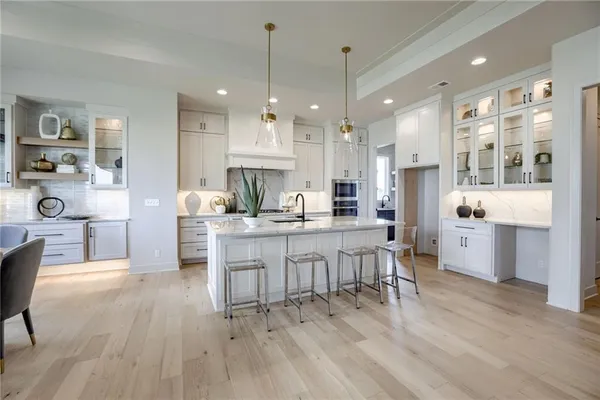 $1,475,590 | 13626 Granada Drive, Leawood, KS 66224