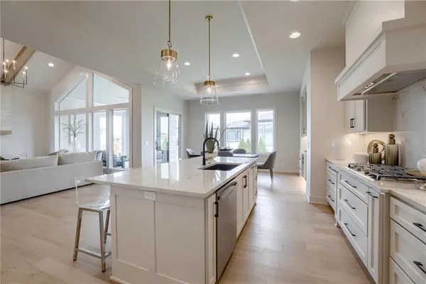 $1,475,590 | 13626 Granada Drive, Leawood, KS 66224