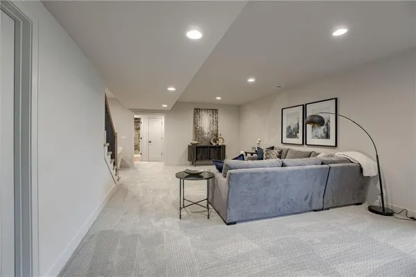 $1,475,590 | 13626 Granada Drive, Leawood, KS 66224