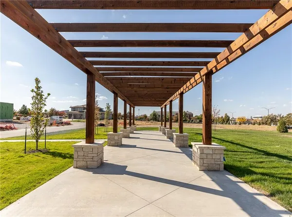 $1,475,590 | 13626 Granada Drive, Leawood, KS 66224