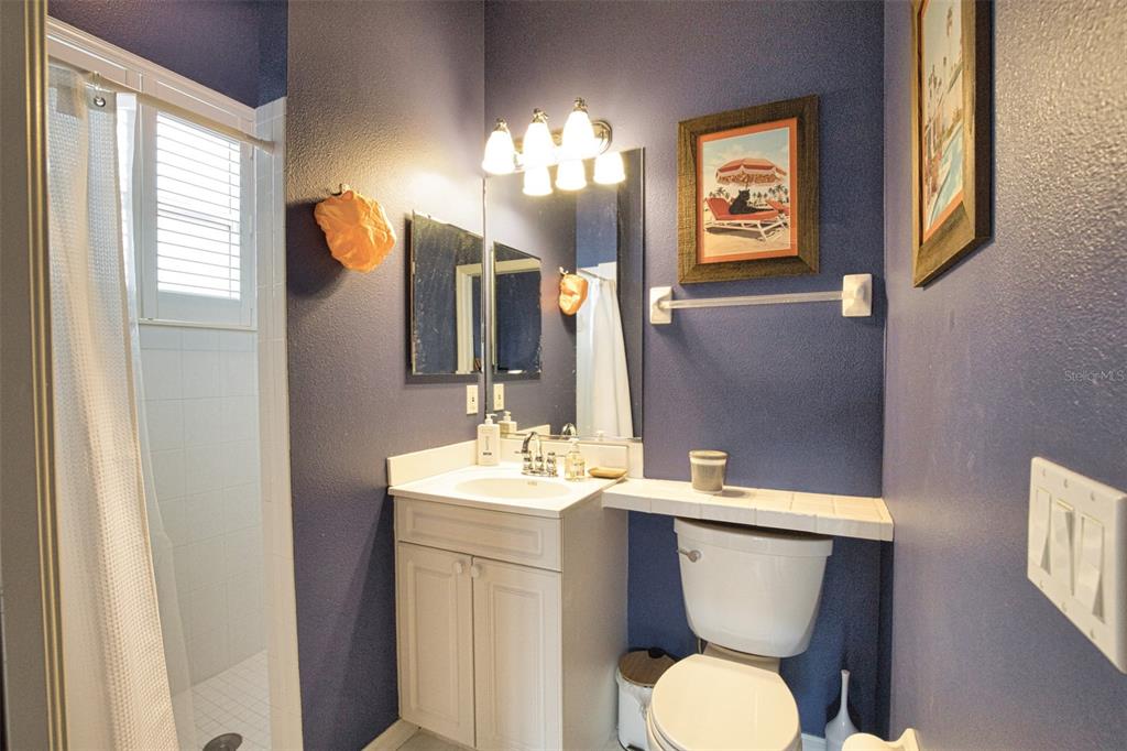 221 Rio Terra Venice, FL 34285 - Photo 11 of 40
