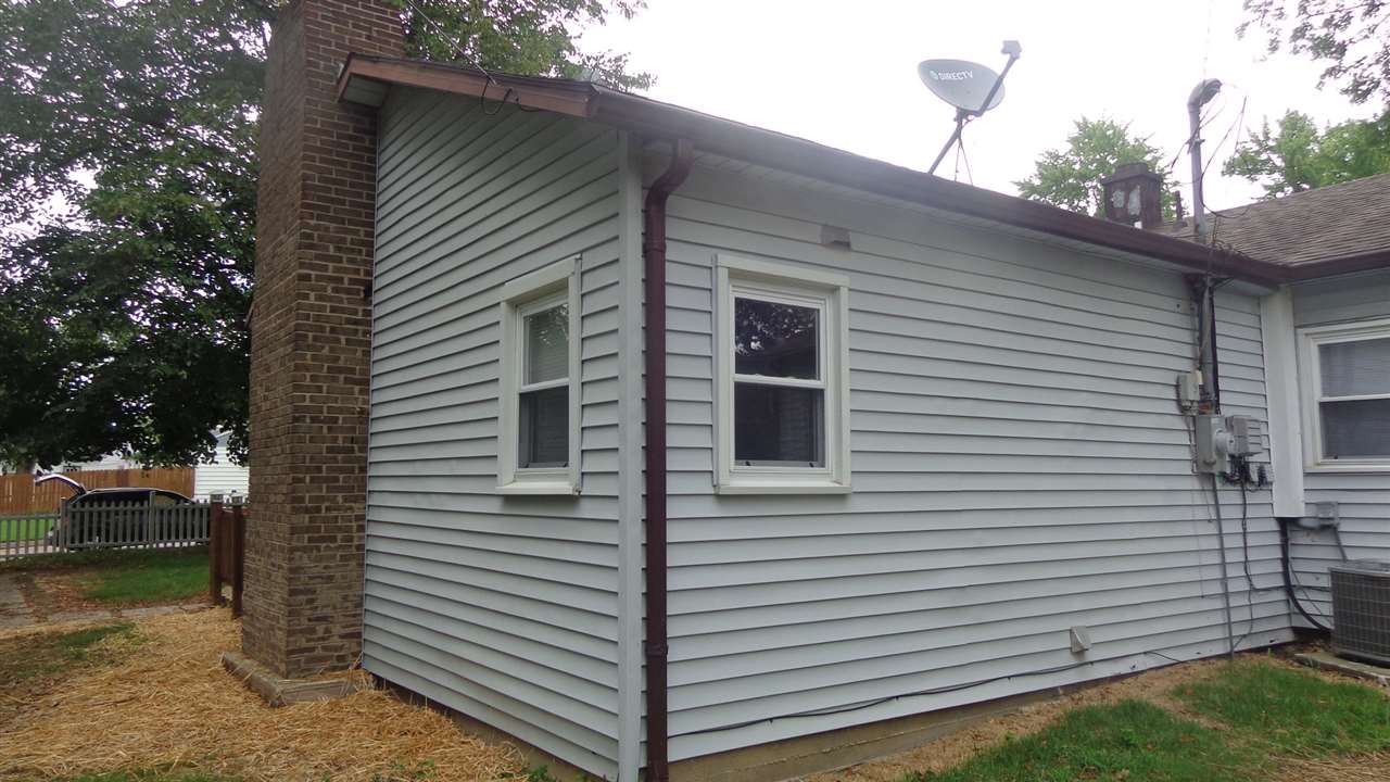 5120 Sherbrooke Road Evansville, IN 47710 - Photo 4 of 30 Gallery Image 4