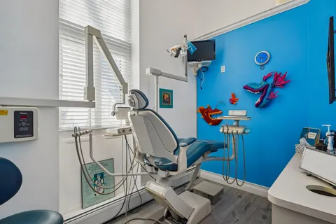 $899,000 | 273 A Monmouth Street, Jersey City, NJ 07302