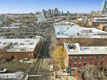 $899,000 | 273 A Monmouth Street, Jersey City, NJ 07302