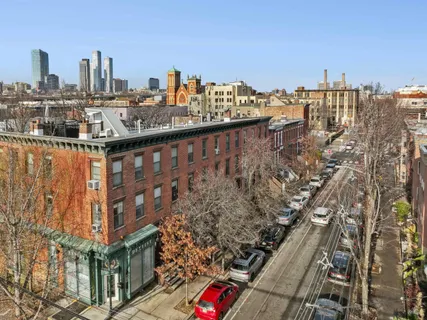 $899,000 | 273 A Monmouth Street, Jersey City, NJ 07302