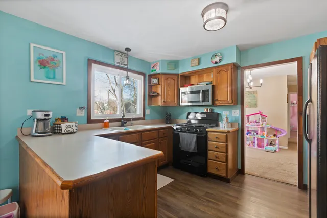 $339,900 | 155 Lee Ann Lane, Woodstock, IL 60098