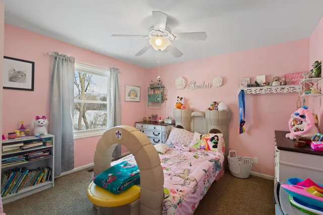 $339,900 | 155 Lee Ann Lane, Woodstock, IL 60098