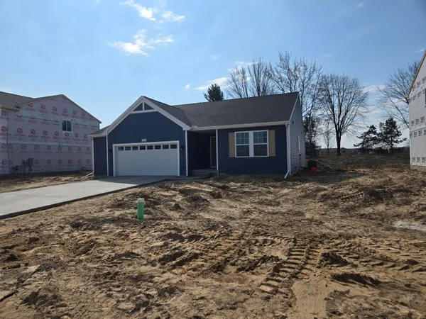 $416,285 | 5576 Mammoth Drive Southeast, Caledonia, MI 49316