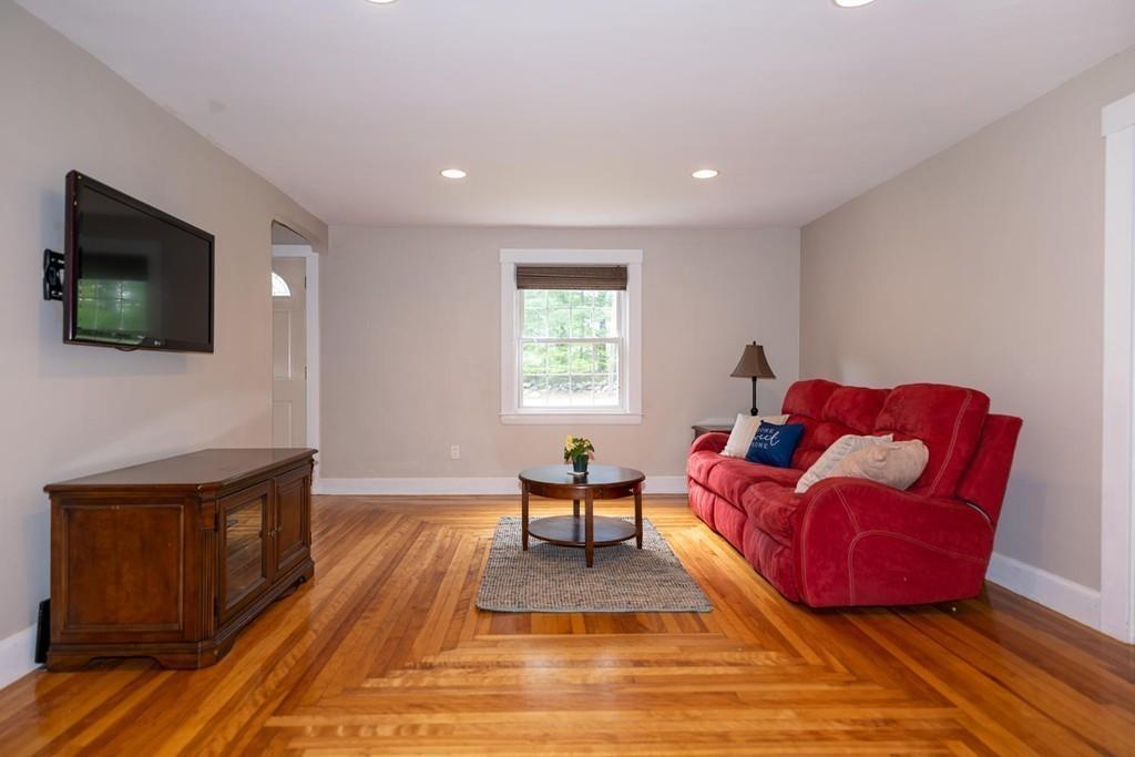 71 Rice Avenue Northborough, MA 01532 - Photo 12 of 30 Gallery Image 12