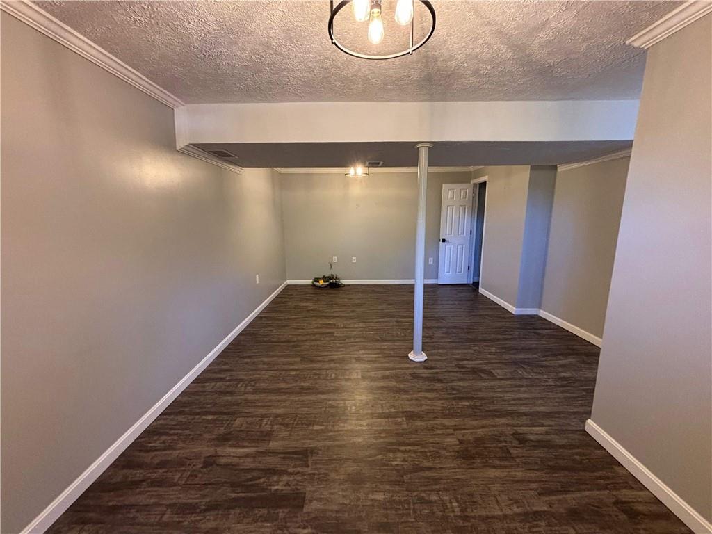 416 Meeting House Road Bridgeville, PA 15017 - Photo 17 of 23