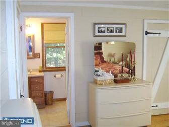 20 South Burden Hill Road Quinton, NJ 08079 - Photo 8 of 12 View
