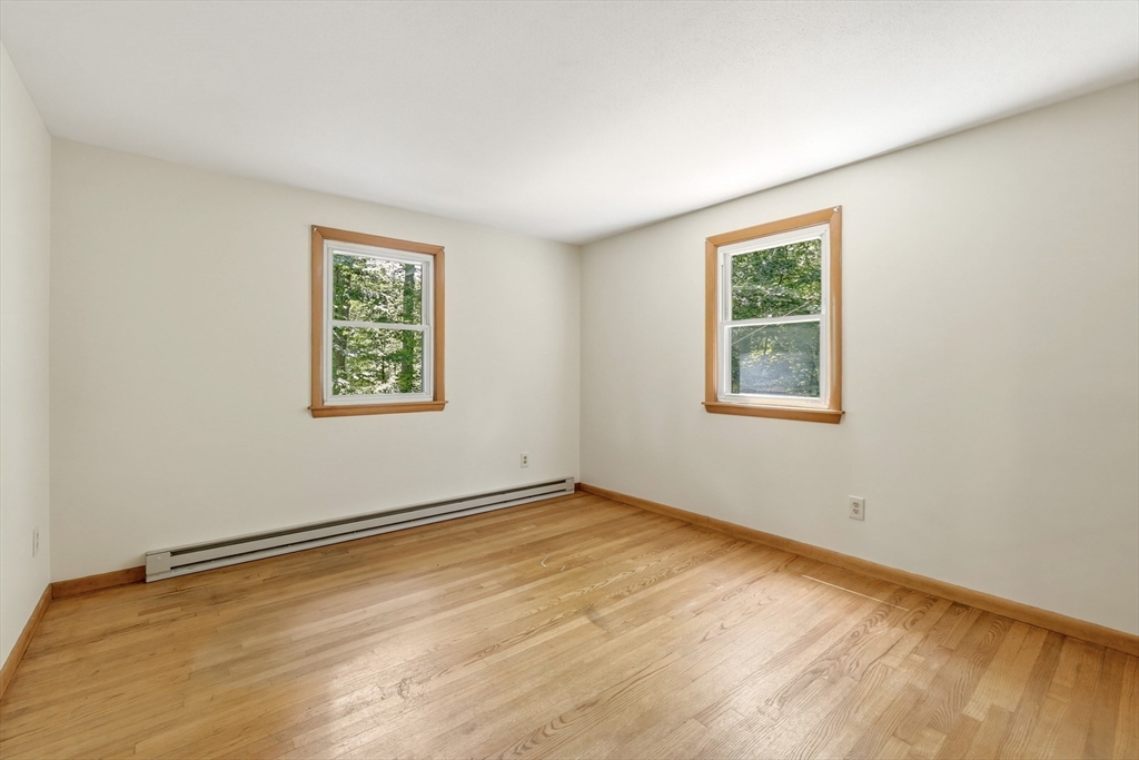 418 State Street Amherst, MA 01002 - Photo 21 of 39