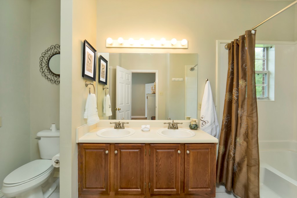 28549 Canterbury Road Daphne, AL 36526 - Photo 16 of 20