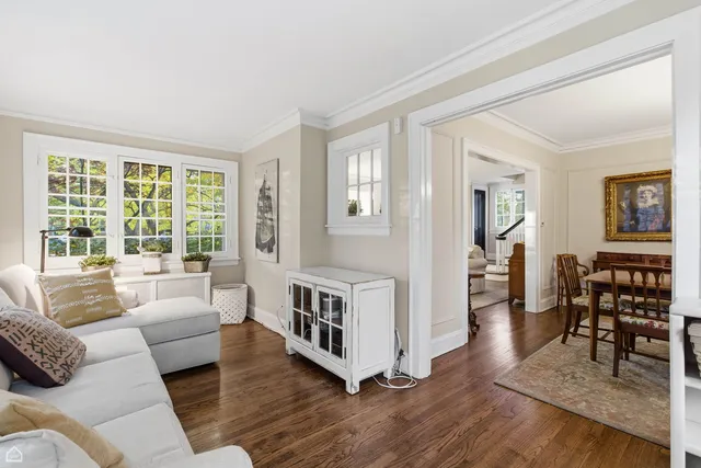 $800,000 | 2221 Lincolnwood Drive, Evanston, IL 60201