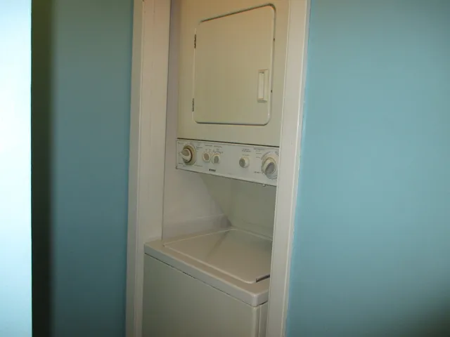 $139,900 | 4010 150th Street, Unit 10, Midlothian, IL 60445