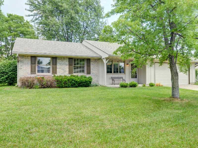 375 Georgetown Road Greenwood, IN 46142 - Photo 1 of 24 Gallery Image 1