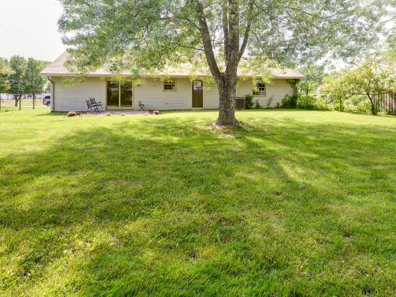 375 Georgetown Road Greenwood, IN 46142 - Photo 24 of 24 Gallery Image 24