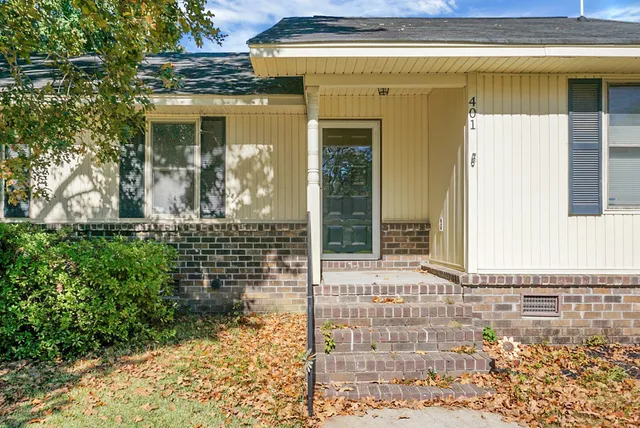 $327,000 | 401 Terrier Road, Goose Creek, SC 29445