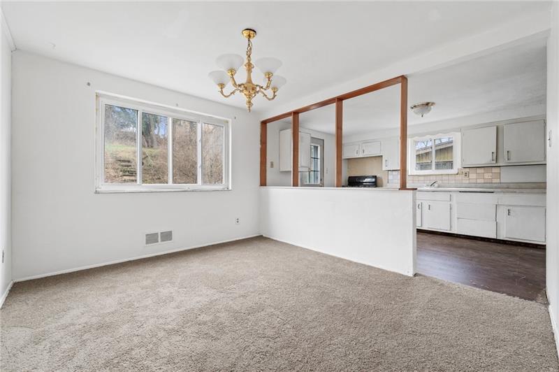 1306 Carnahan Road Pittsburgh, PA 15220 - Photo 8 of 30 Gallery Image 8