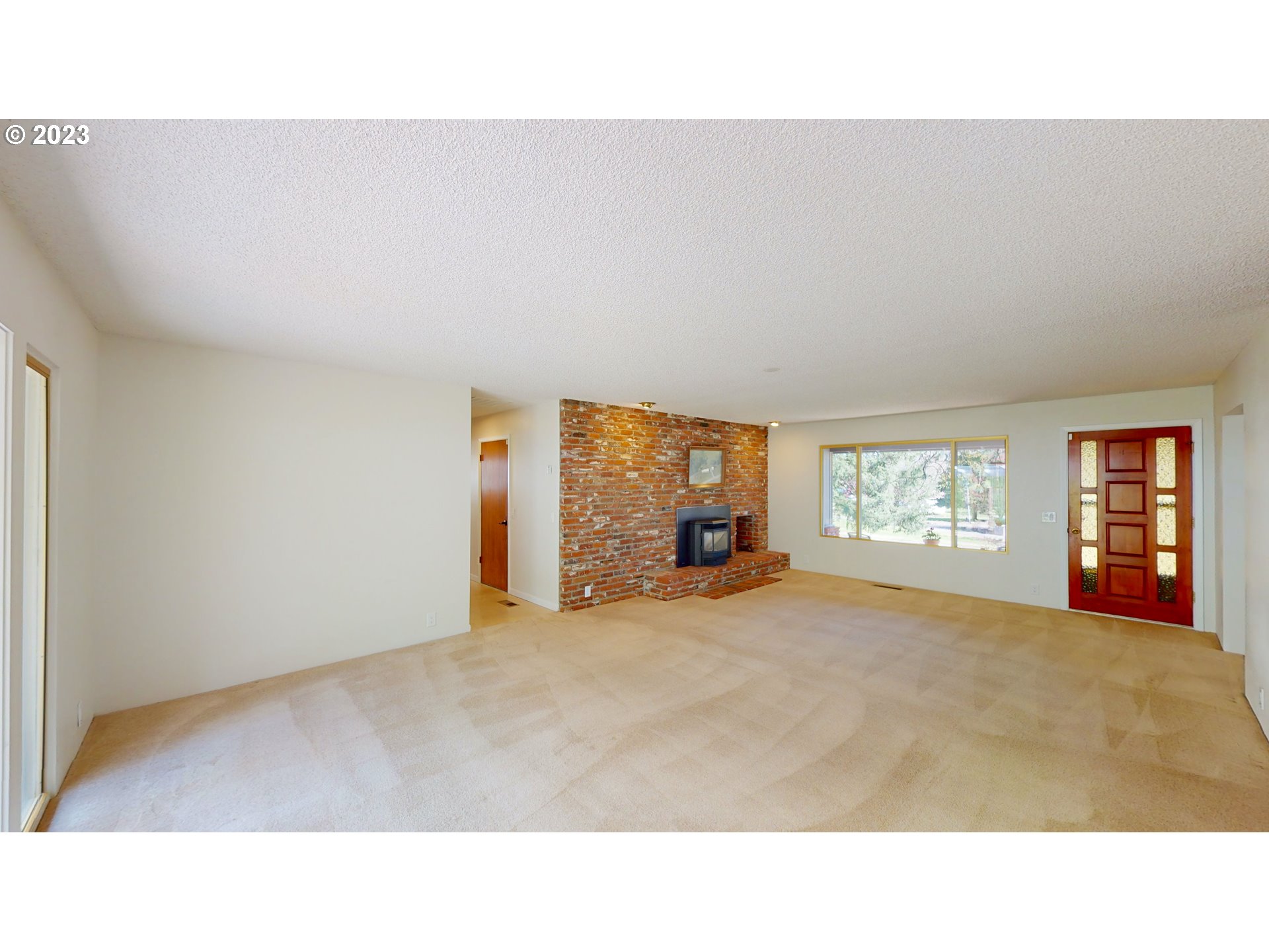 17248 North Bank Road Roseburg, OR 97470 - Photo 11 of 46 Gallery Image 11