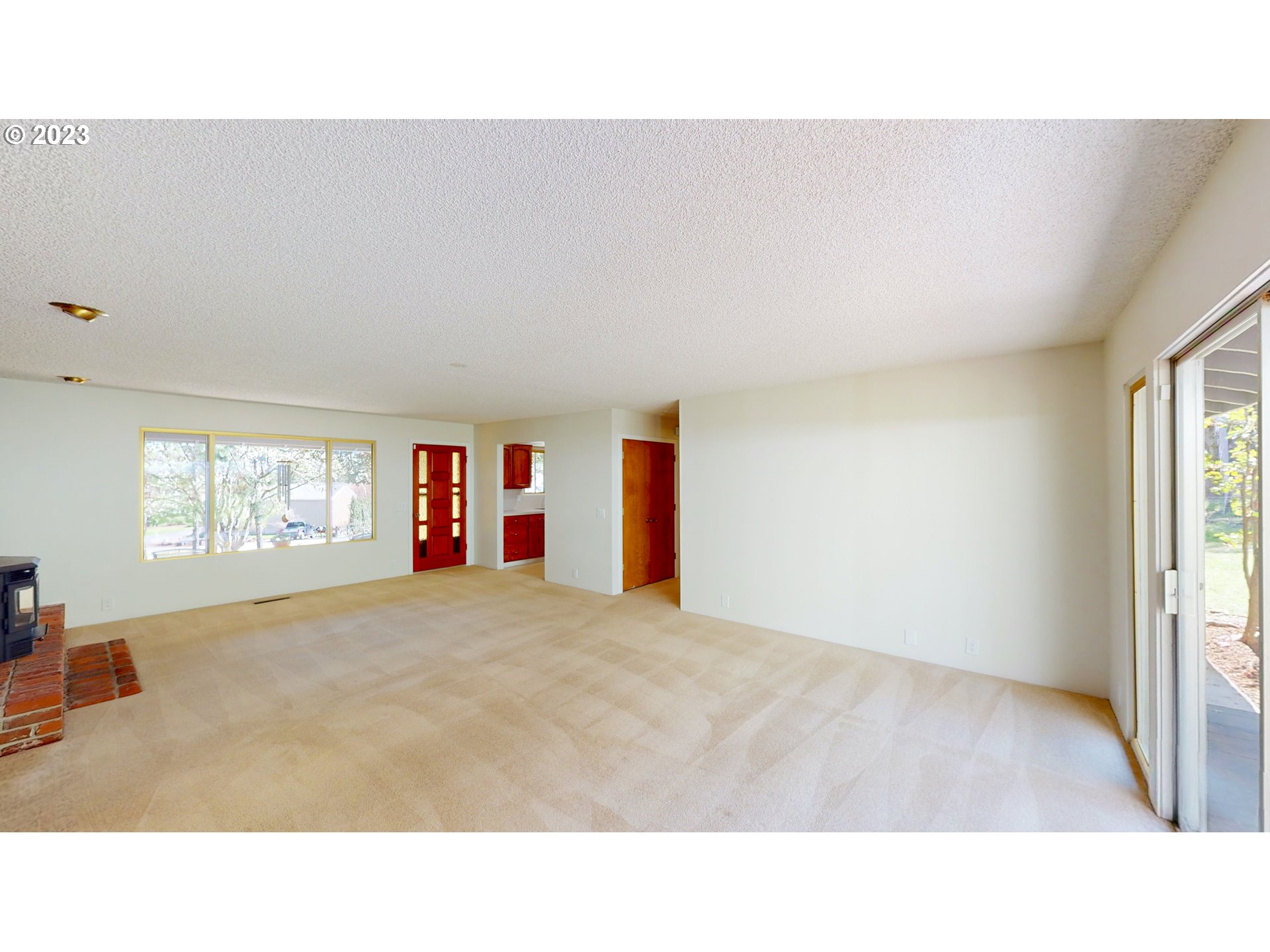 17248 North Bank Road Roseburg, OR 97470 - Photo 12 of 46 Gallery Image 12