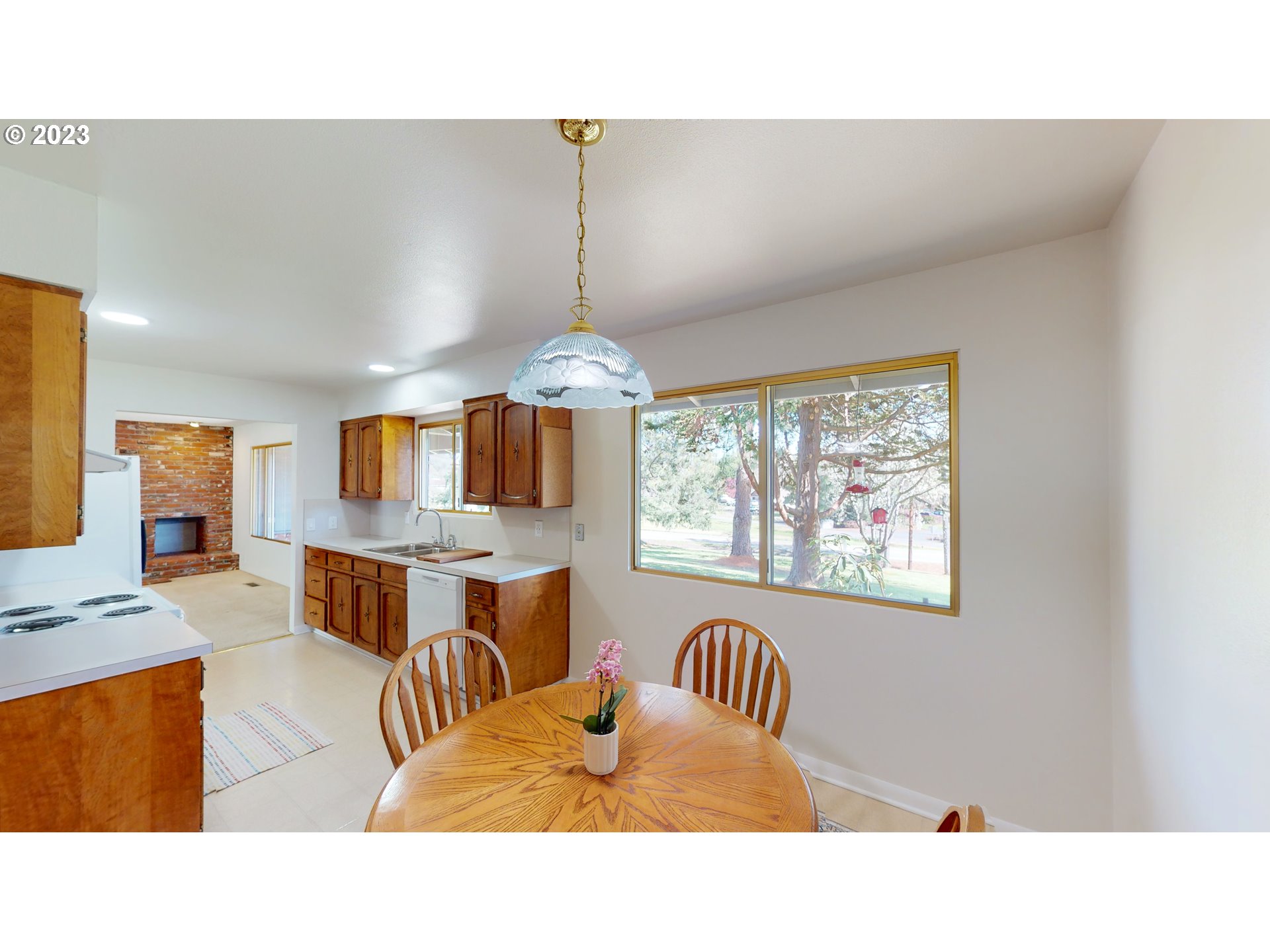 17248 North Bank Road Roseburg, OR 97470 - Photo 17 of 46 Gallery Image 17