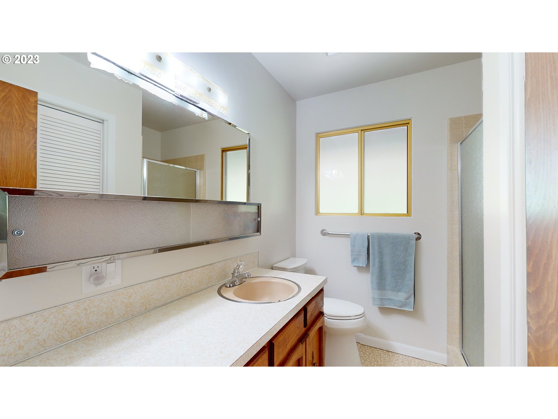 17248 North Bank Road Roseburg, OR 97470 - Photo 23 of 46 Gallery Image 23