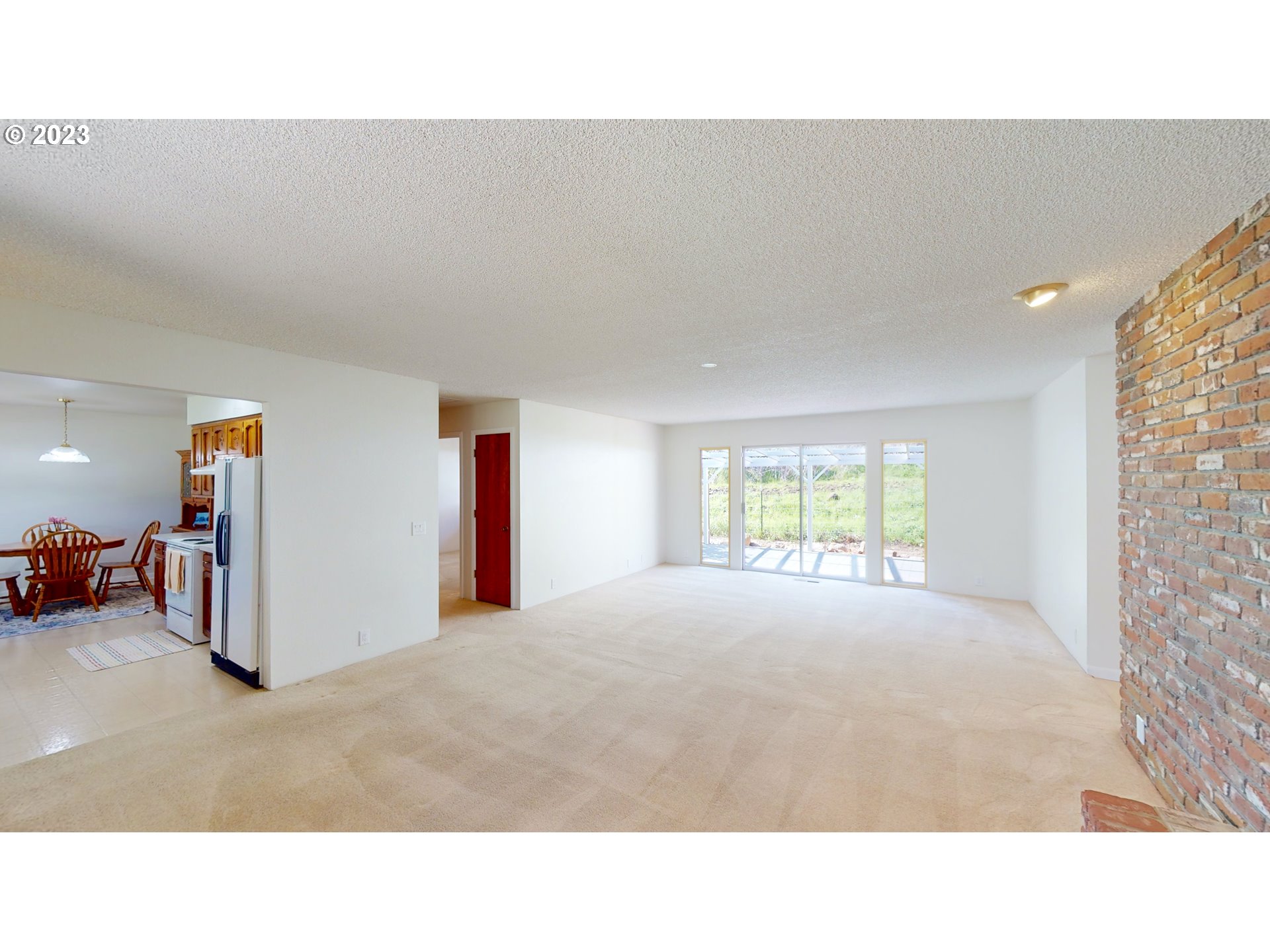 17248 North Bank Road Roseburg, OR 97470 - Photo 8 of 46 Gallery Image 8