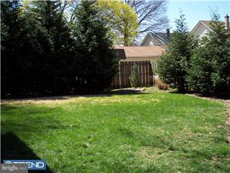 136 East Roland Road Brookhaven, PA 19015 - Photo 6 of 12 Gallery Image 6