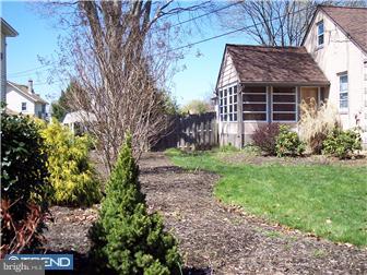 136 East Roland Road Brookhaven, PA 19015 - Photo 7 of 12 Exterior Side