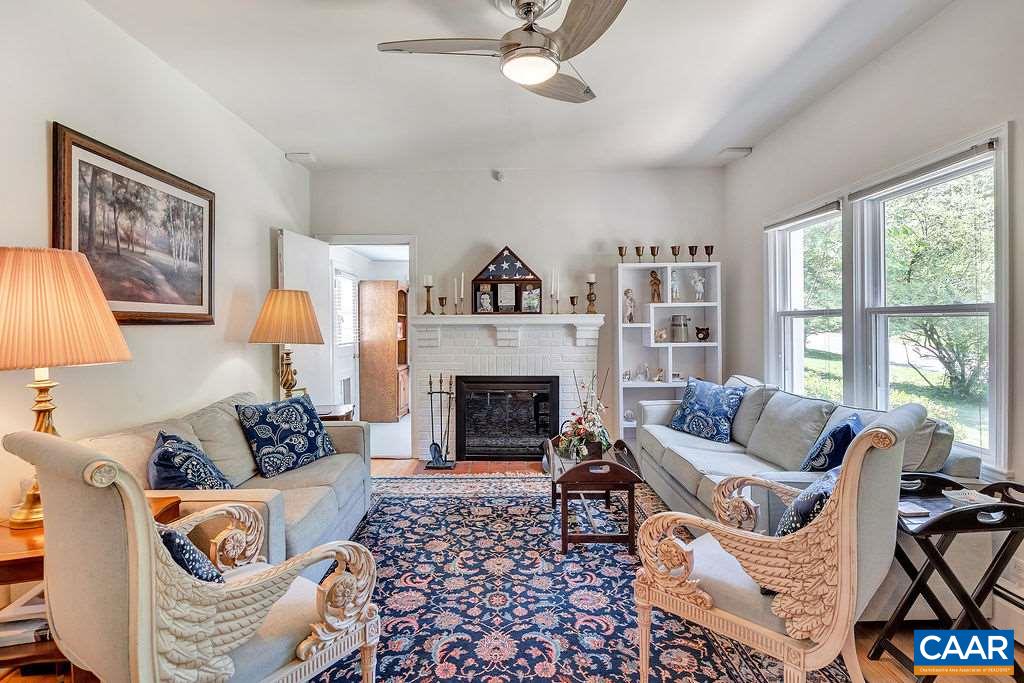 1618 Rugby Avenue Charlottesville, VA 22903 - Photo 4 of 42 Gallery Image 4