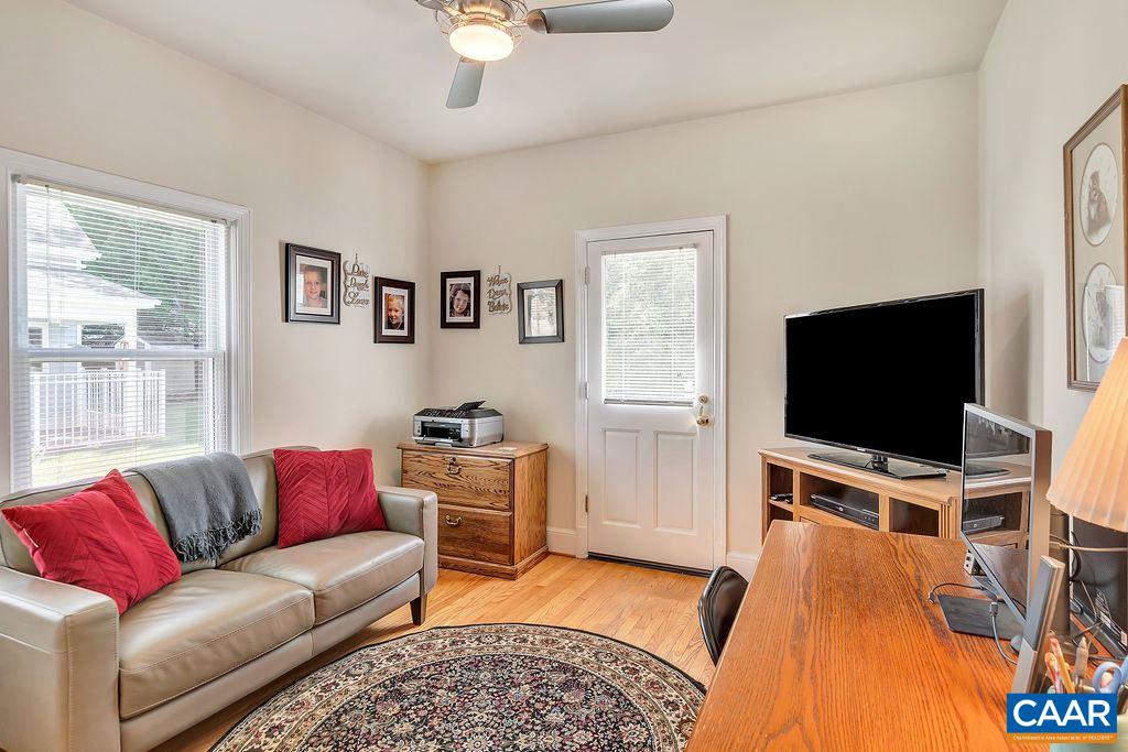 1618 Rugby Avenue Charlottesville, VA 22903 - Photo 10 of 42 Gallery Image 10