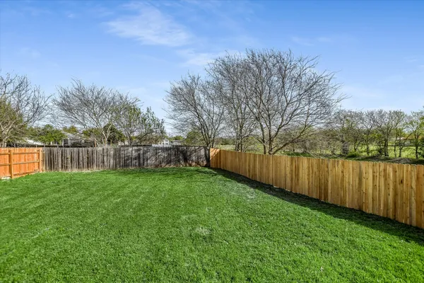 $1,900 | 804 Sable Trail Court, Round Rock, TX 78664
