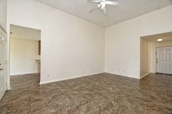 $1,900 | 804 Sable Trail Court, Round Rock, TX 78664