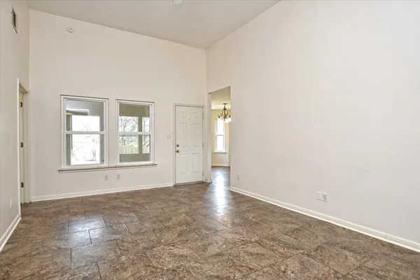 $1,900 | 804 Sable Trail Court, Round Rock, TX 78664