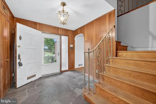 $1,300,000 | 2714 Washington Avenue, Chevy Chase, MD 20815