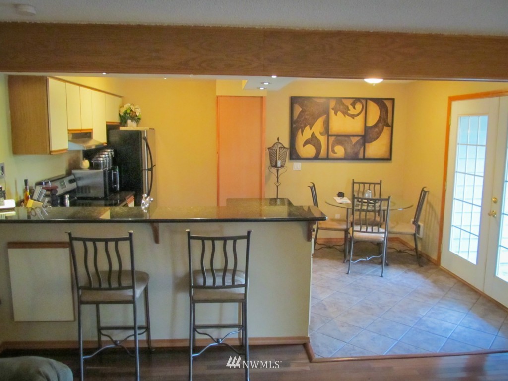 410 214th Street Southwest, Unit 25A Bothell, WA 98021 - Photo 3 of 3