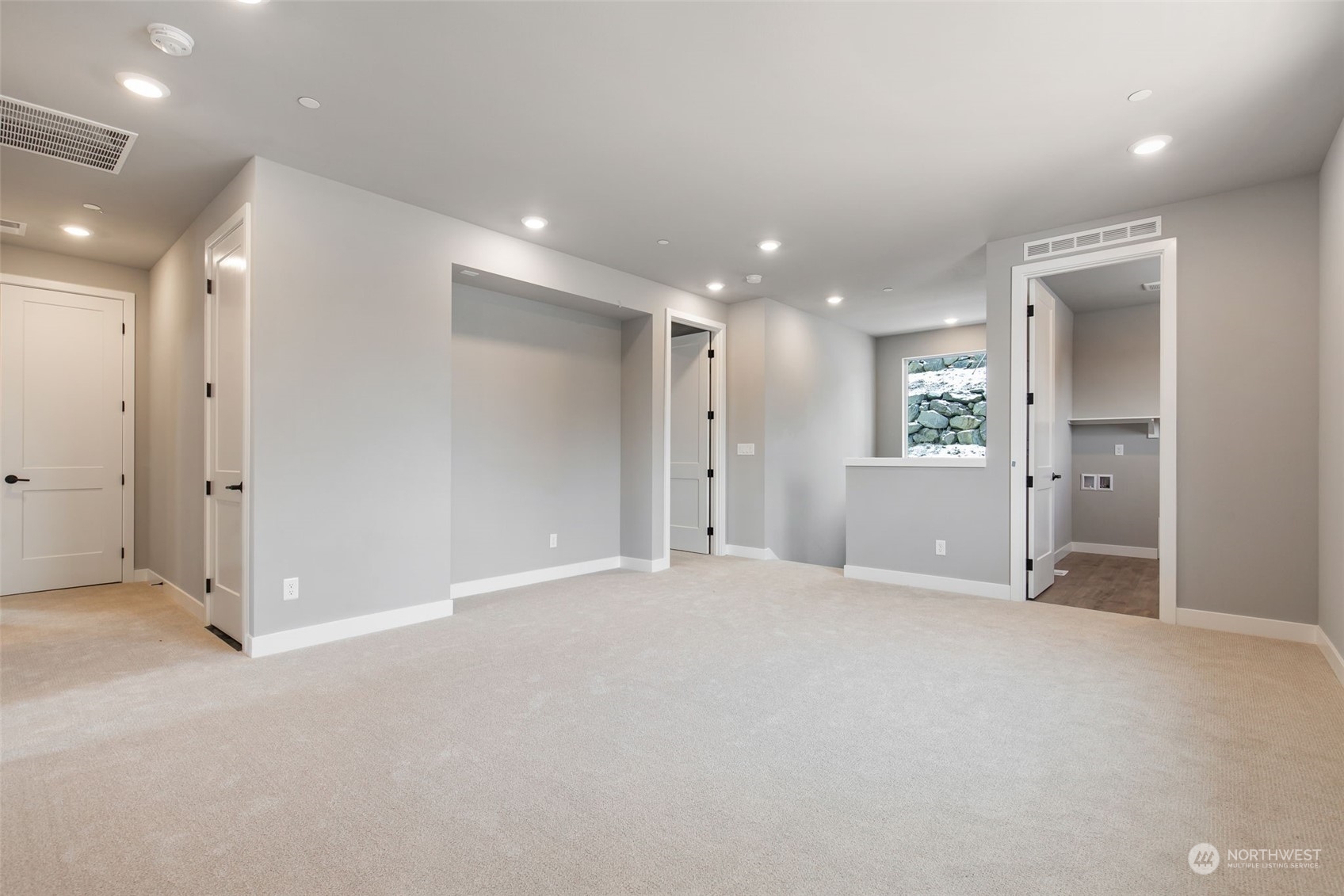 3713 Northeast 27th Place, Unit 13 Renton, WA 98059 - Photo 14 of 33 Gallery Image 14