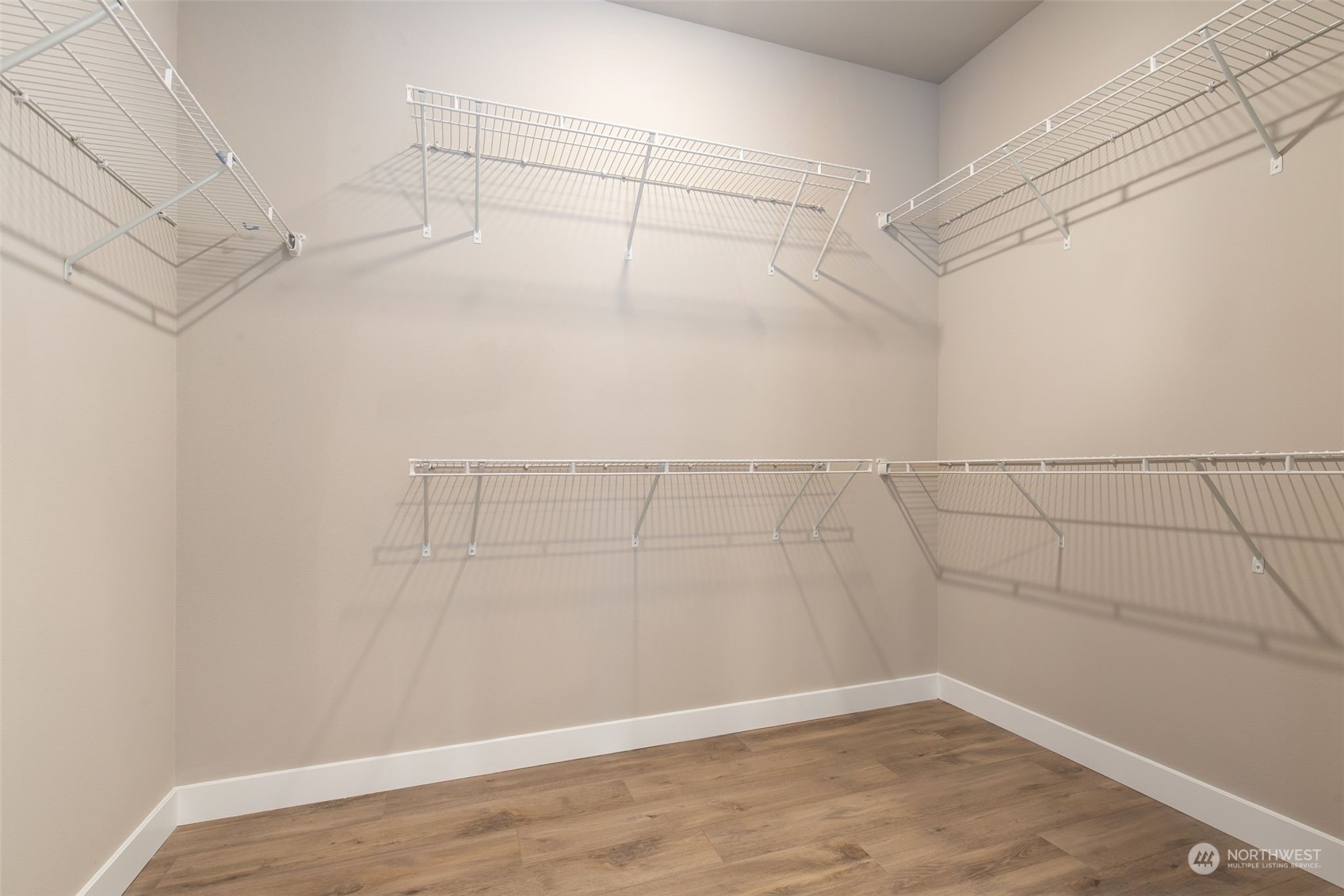 3713 Northeast 27th Place, Unit 13 Renton, WA 98059 - Photo 28 of 33 Gallery Image 28